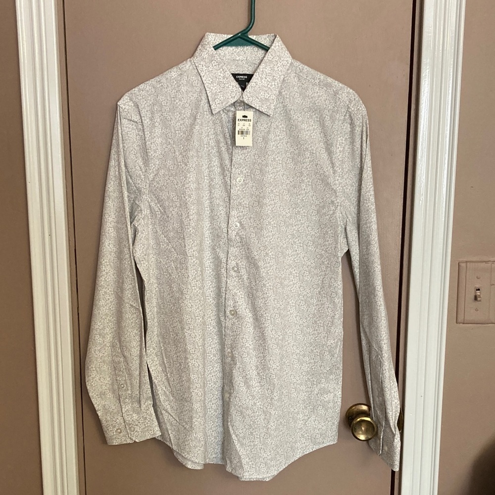 Express Light Gray Floral Dress Shirt Men’s Small NWT